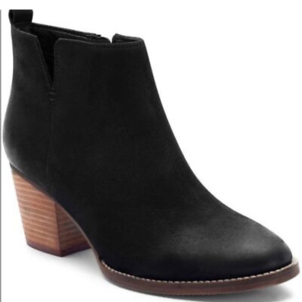 Blondo Norma Waterproof Boots Black Suede size 8